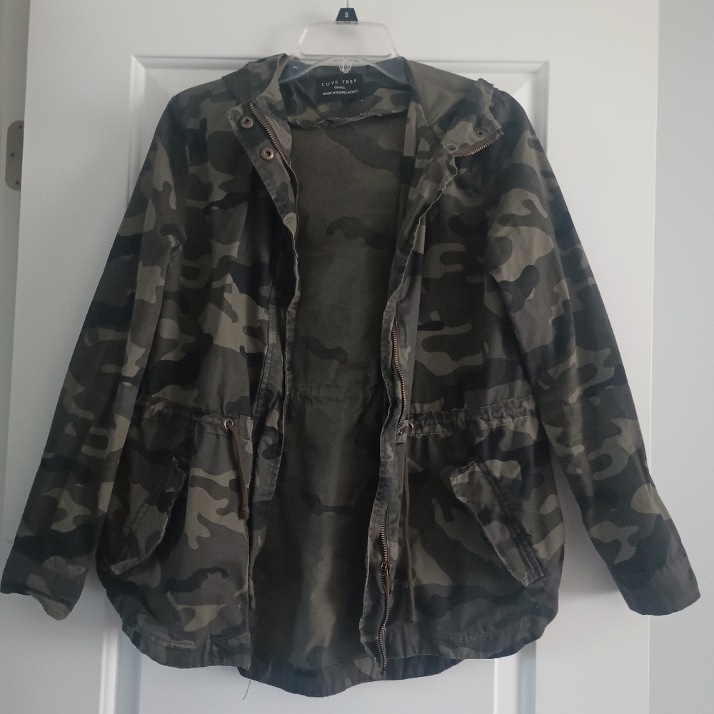 Love Tree Camouflage Utility Jacket - Picture 3 of 5